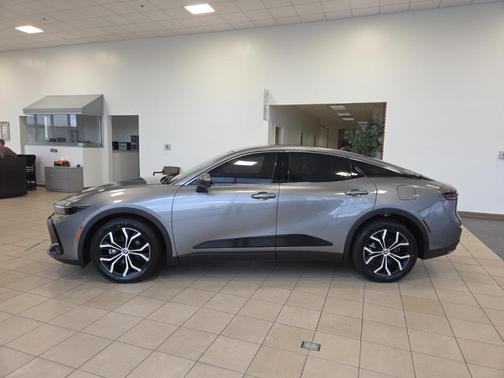 2025 Toyota Crown XLE