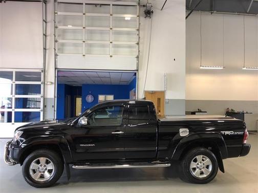 2015 Toyota Tacoma Base