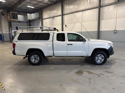 2020 Toyota Tacoma SR