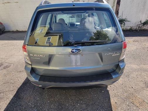 Sage Green Metallic 2010 Subaru Forester 2.5 X