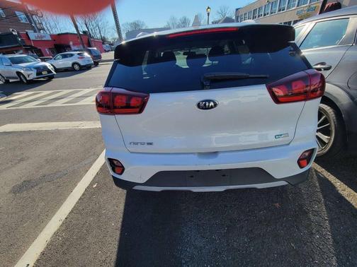 2020 Kia Niro LX