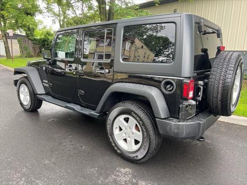 2017 Jeep Wrangler Unlimited Sport