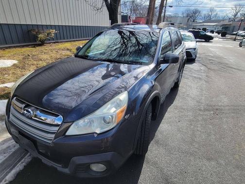 2013 Subaru Outback 2.5i Premium