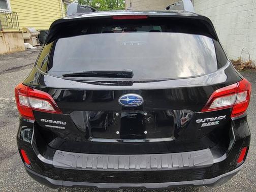 Crystal Black Silica 2015 Subaru Outback 2.5i Premium
