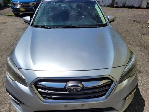 Ice Silver Metallic 2018 Subaru Legacy Premium