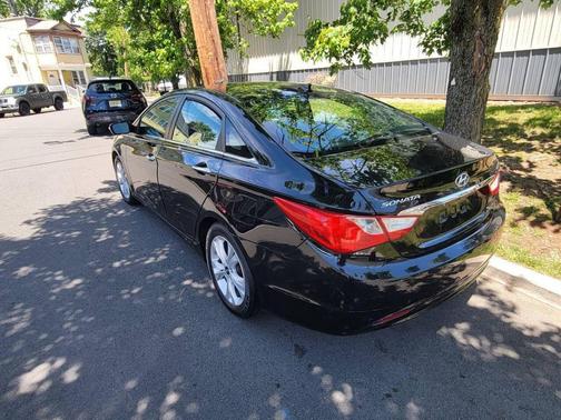 Midnight Black Mica 2013 Hyundai SONATA Limited