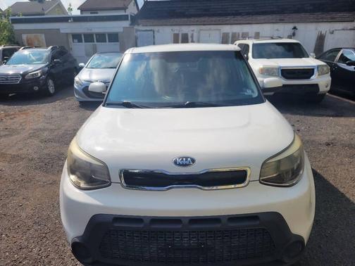 Clear White 2015 Kia Soul +