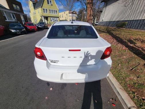 2014 Dodge Avenger SE