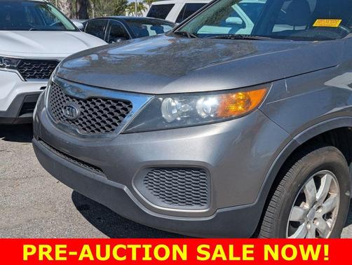 2011 Kia Sorento LX