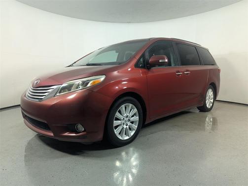 2015 Toyota Sienna SE