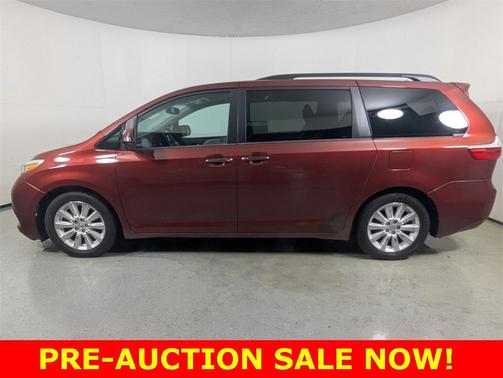 2015 Toyota Sienna SE