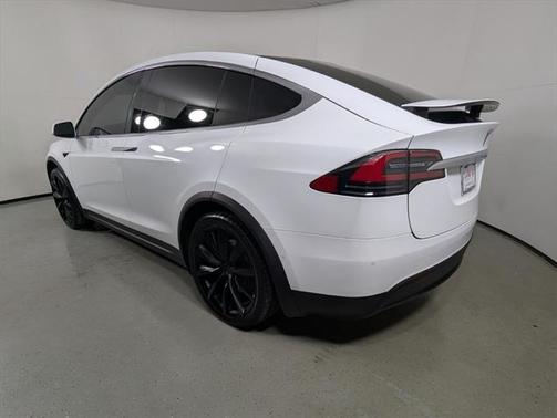 2018 Tesla Model X 75D