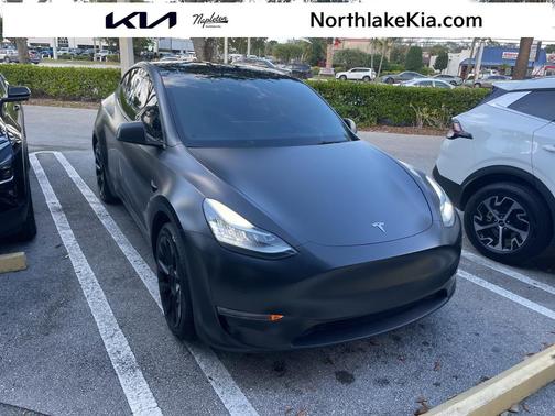 2022 Tesla Model Y Long Range Dual Motor All-Wheel Drive