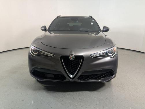 Vesuvio Gray Metallic 2018 Alfa Romeo Stelvio Ti Sport
