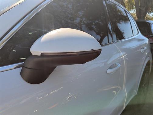 2019 Porsche Cayenne Cayenne