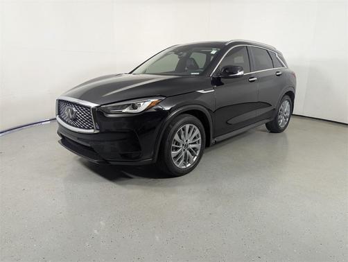 2023 INFINITI QX50 LUXE