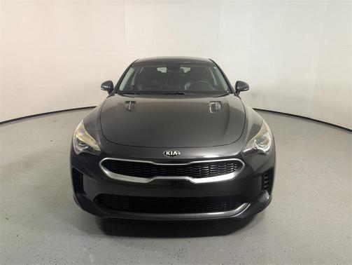 2019 Kia Stinger Base