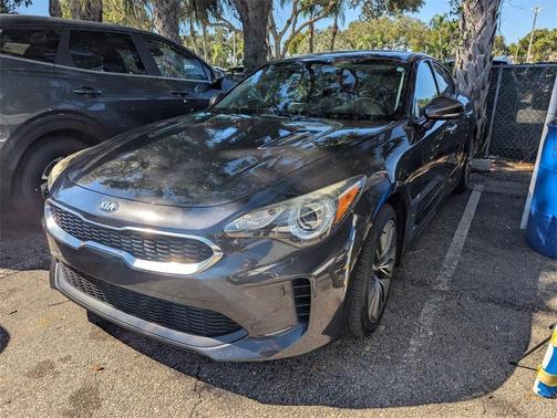 2019 Kia Stinger Base