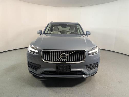 2020 Volvo XC90 T5 Momentum
