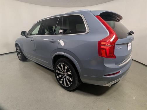 2020 Volvo XC90 T5 Momentum