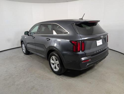 2021 Kia Sorento LX