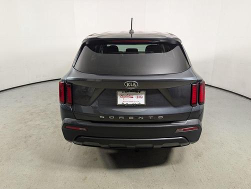 2021 Kia Sorento LX