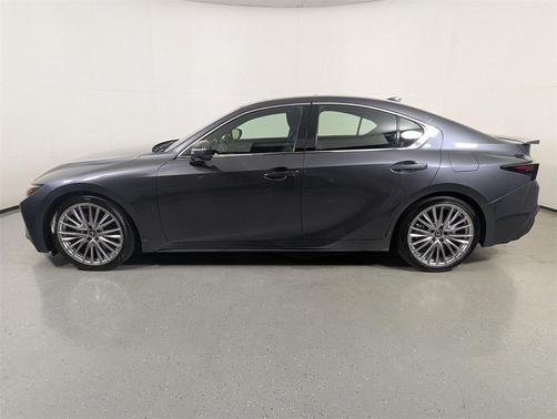 2022 Lexus IS 300 Base