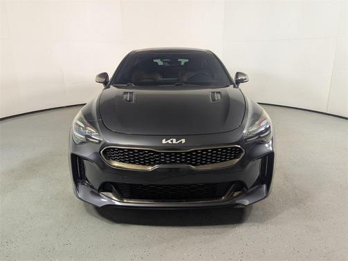 2022 Kia Stinger GT1