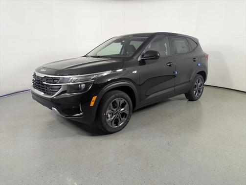2025 Kia Seltos LX