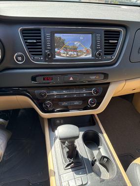 Clear White 2018 Kia Sedona LX