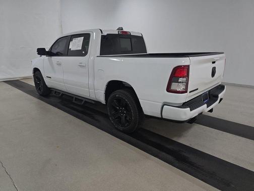 Bright White Clearcoat 2021 RAM 1500 Big Horn/Lone Star