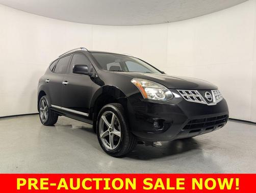 Super Black 2014 Nissan Rogue Select S