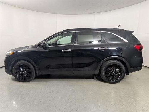 2020 Kia Sorento S