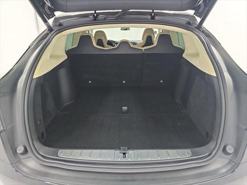 2017 Tesla Model X 75D