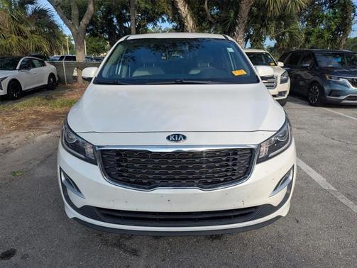 2021 Kia Sedona LX