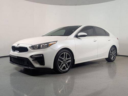 Snow White Pearl 2019 Kia Forte EX
