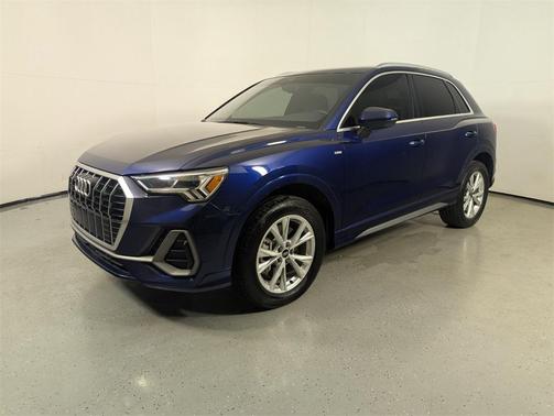 2022 Audi Q3 45 S line Premium Plus