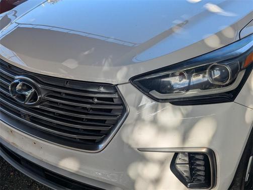 2017 Hyundai SANTA FE SE Ultimate