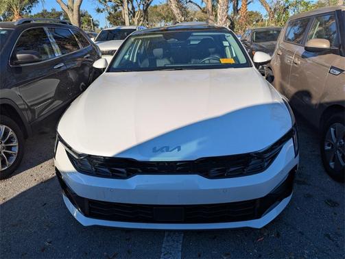 2025 Kia K5 EX