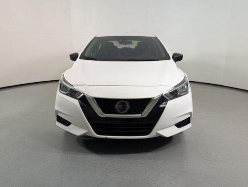 Fresh Powder 2021 Nissan Versa 1.6 S