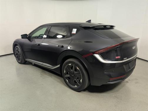 2025 Kia EV6 Light Long Range