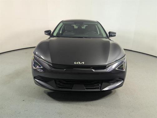 2025 Kia EV6 Light Long Range