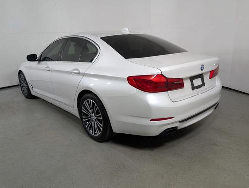 White Metallic 2020 BMW 540 540i