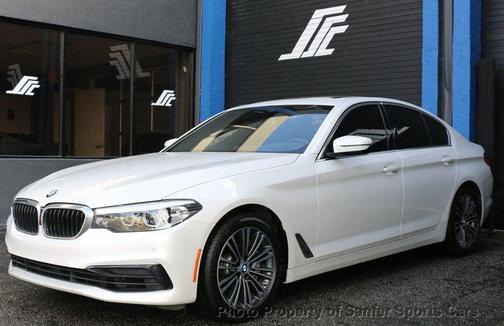 2020 BMW 540 540i