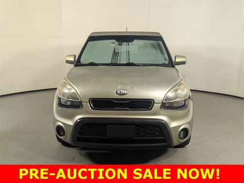 2013 Kia Soul Base
