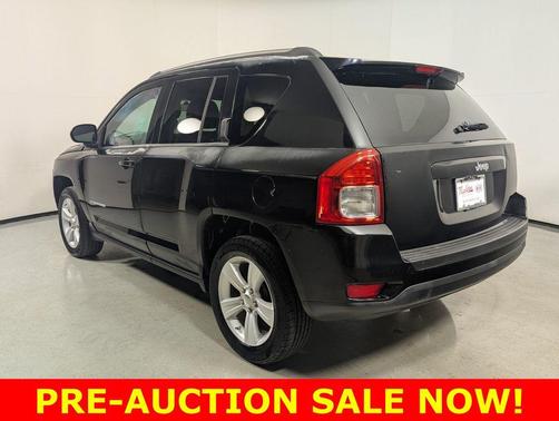 Mineral Gray Metallic Clearcoat 2012 Jeep Compass Sport