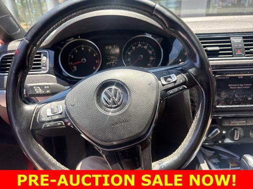 Tornado Red 2016 Volkswagen Jetta 1.8T Sport