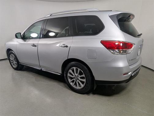 2015 Nissan Pathfinder S