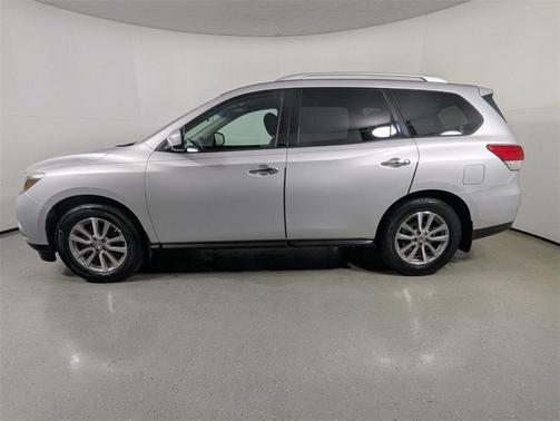 2015 Nissan Pathfinder S
