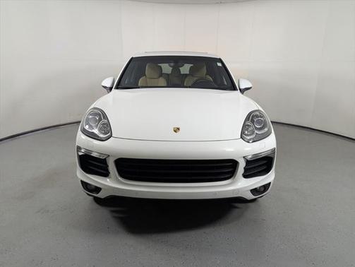 2017 Porsche Cayenne Platinum Edition